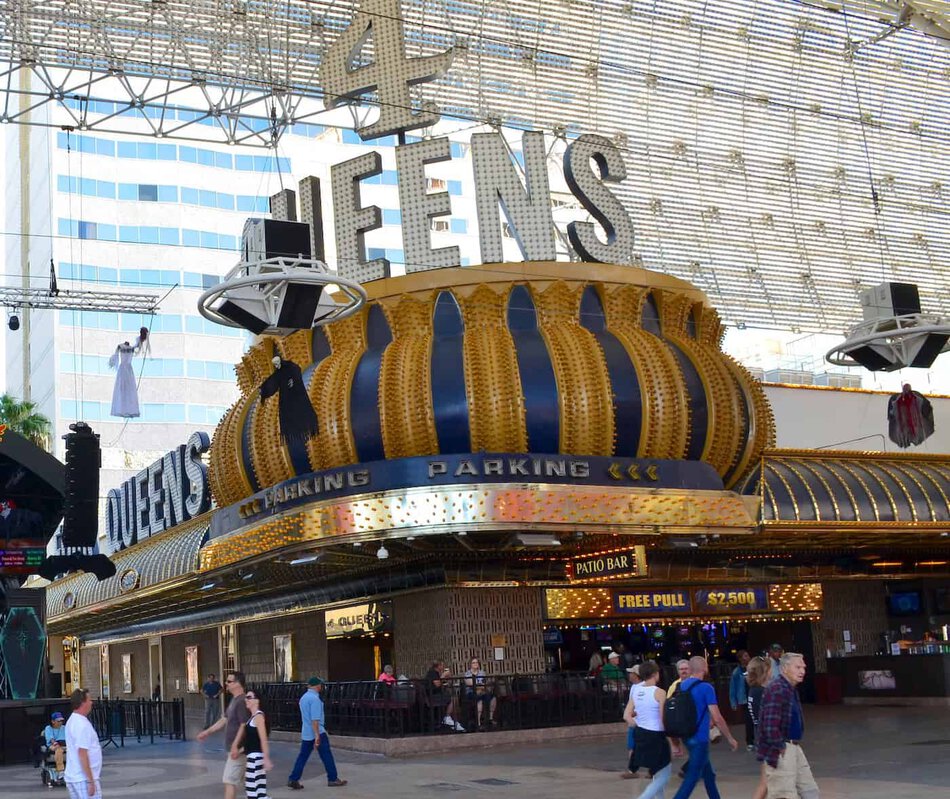 Historic Downtown Las Vegas: Where Sin City Was Born, image size:1400x1178