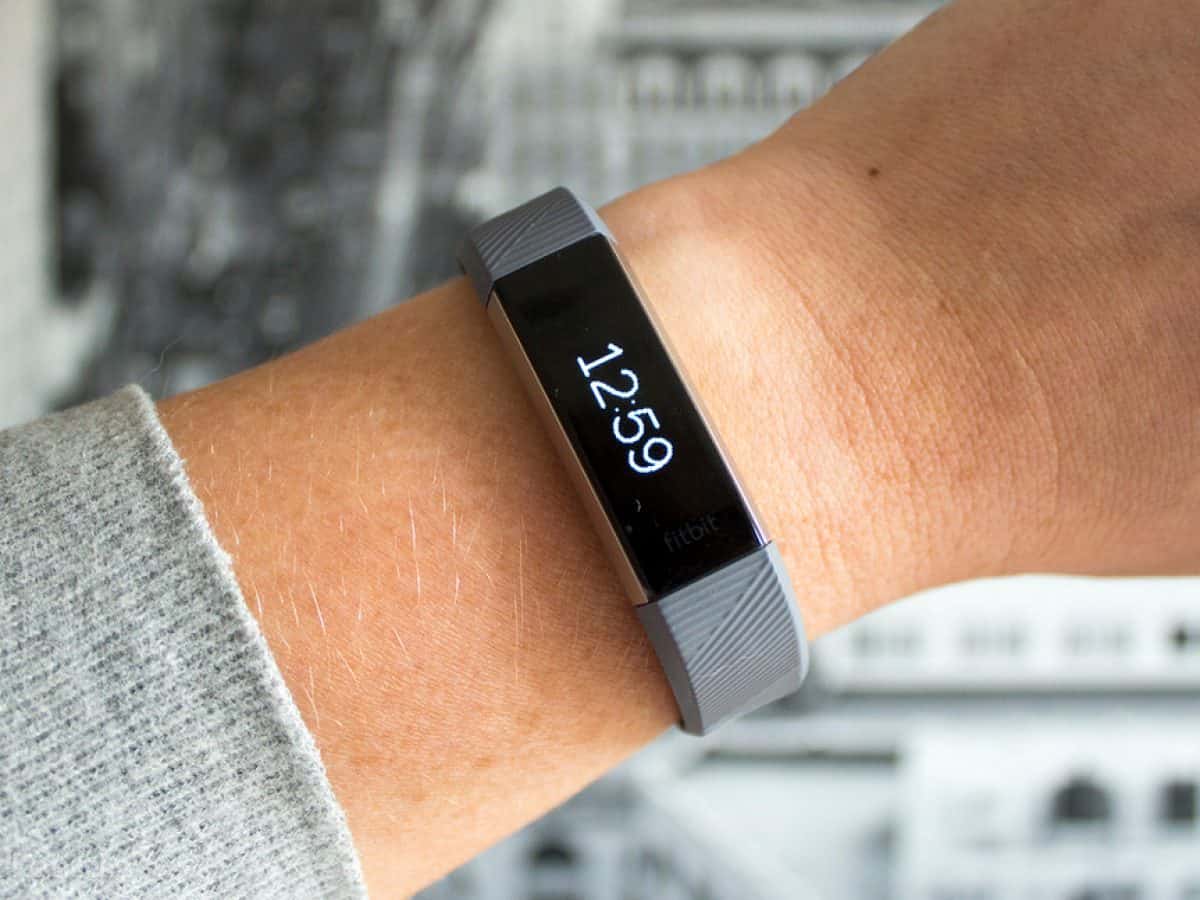 Amazon Fitbit Fitbit Alta Hr Brightness Fitbit Alta Hr Connected