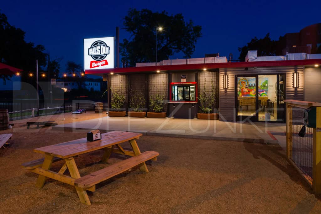 Balls Out Burger - Burgers, Patio, Beer, Wine BallsOutBurger-002.psd Houston Commercial Architectural Photographer Dee Zunker
