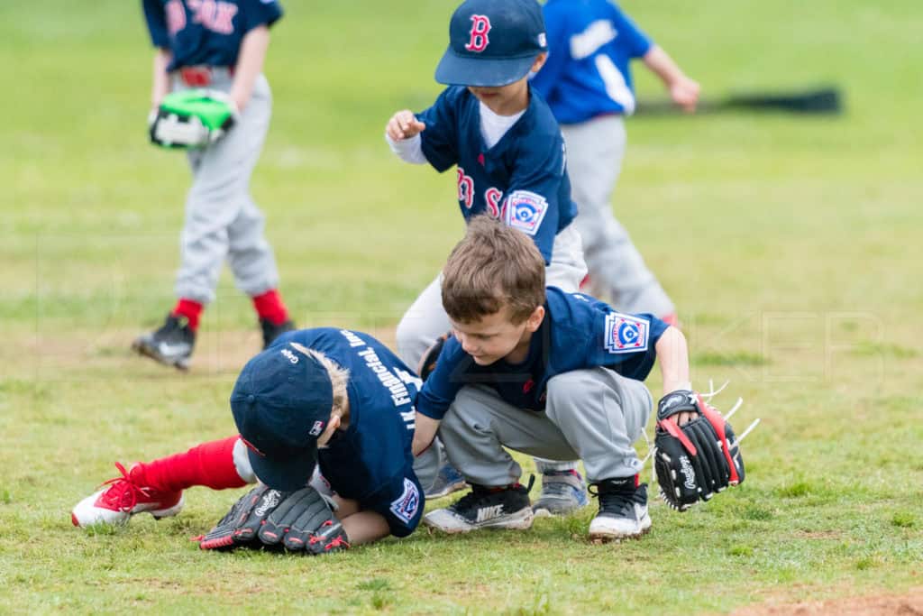 BellaireLL-20180407-TBall-Redsocks-BlueJays-043.DNG Houston Sports Photographer Dee Zunker