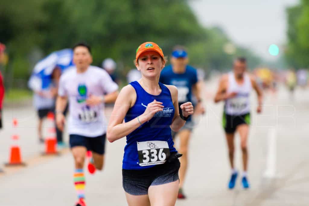 BellaireTrolleyRun2019-1736_5004215.NEF Houston Editorial Photographer Dee Zunker