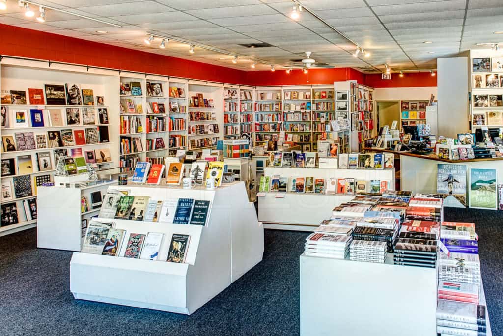 Brazos Bookstore Brazos-Bookstore-010.tif Houston Commercial Photographer Dee Zunker
