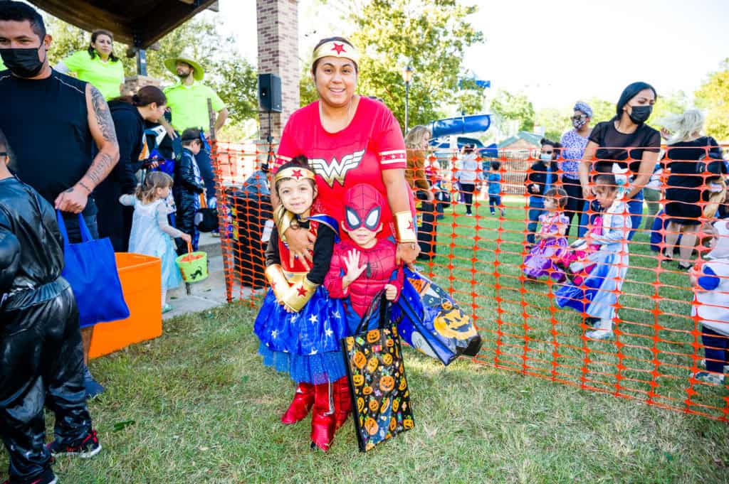 3182-Bellaire-PumpkinHunt-102.NEF Houston Commercial Architectural Photographer Dee Zunker