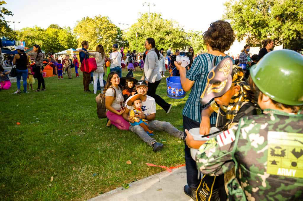 3182-Bellaire-PumpkinHunt-142.NEF Houston Commercial Architectural Photographer Dee Zunker