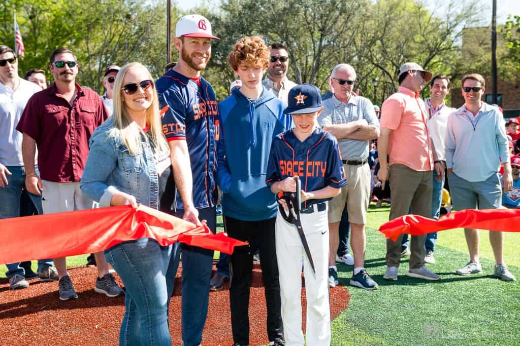 BellaireLL-2023-OpeningDay-ZUNKER-009.NEF Houston Commercial Architectural Photographer Dee Zunker