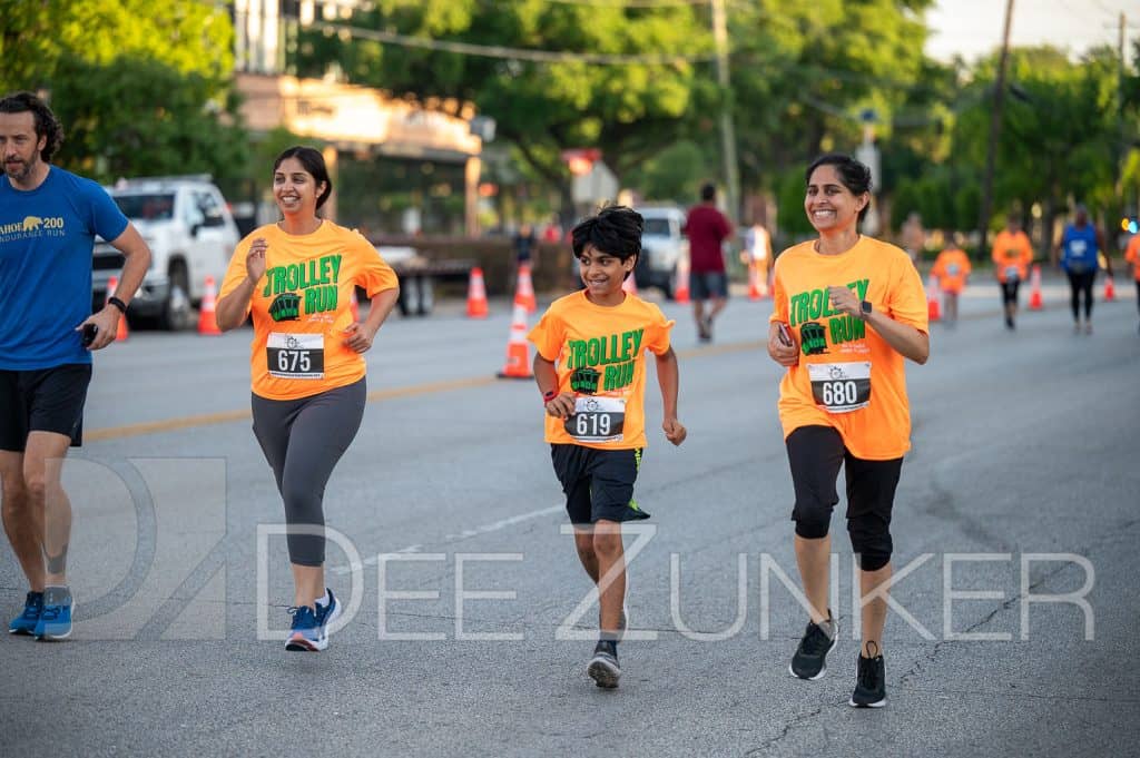Bellaire-TrolleyRun2024-1mile-121.NEF Houston Commercial Architectural Photographer Dee Zunker