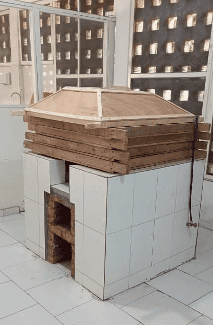 White tiled oven