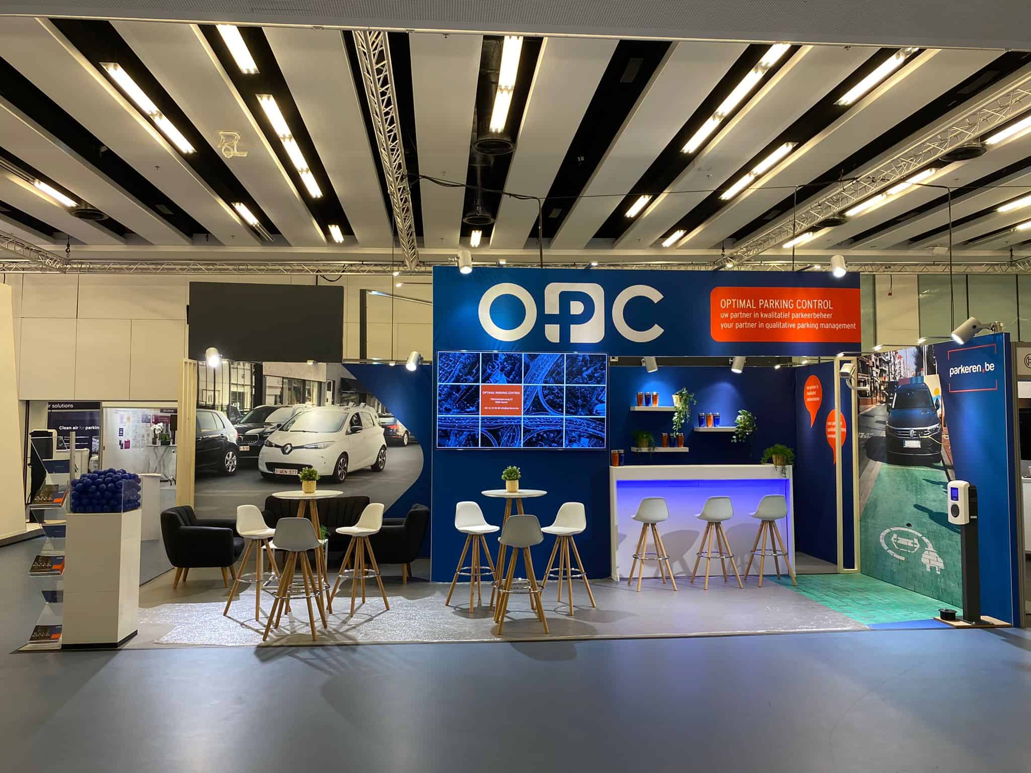 opc beursstand met bar en zithoek | © www.Expopoint.be