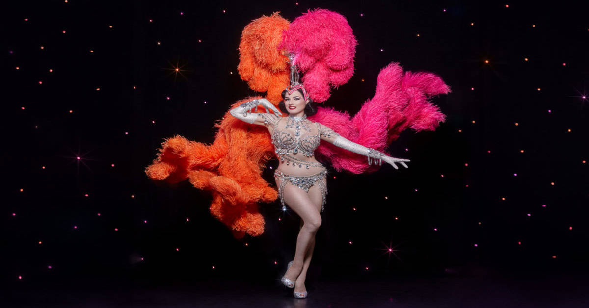 The Enchanting Dita Von Teese - A Mesmerizing Icon 1 Dita Von Teese