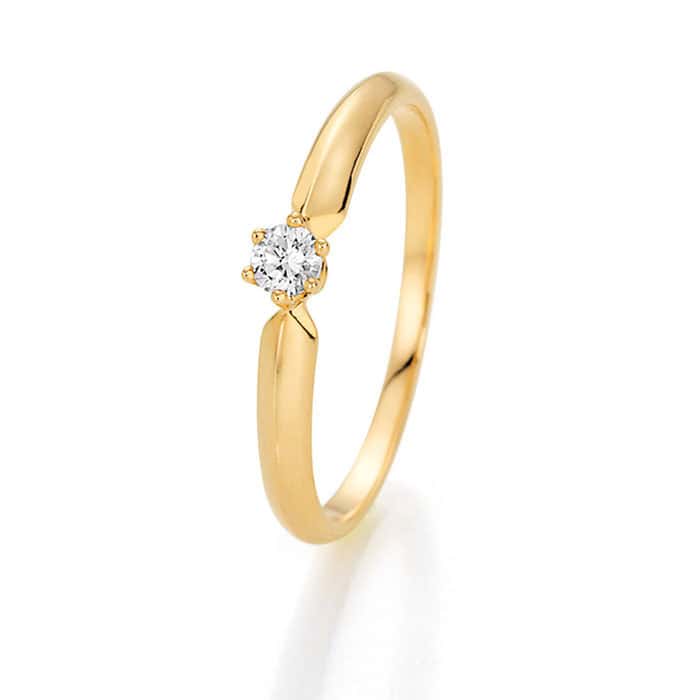 Goldener Verlobungsringing mit einem einzelnen, runden Diamanten, der in einer sechseckigen Fassung sitzt.