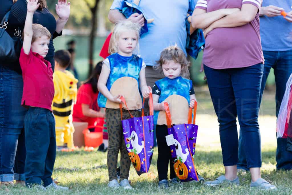 Bellaire-PumpkinHunt-20171026-057.NEF  Houston Editorial Photographer Dee Zunker