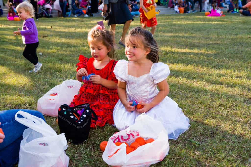 Bellaire-PumpkinHunt-20171026-074.NEF  Houston Editorial Photographer Dee Zunker