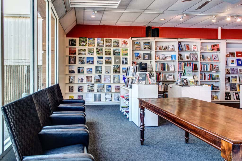 Brazos Bookstore Brazos-Bookstore-006.tif Houston Commercial Photographer Dee Zunker