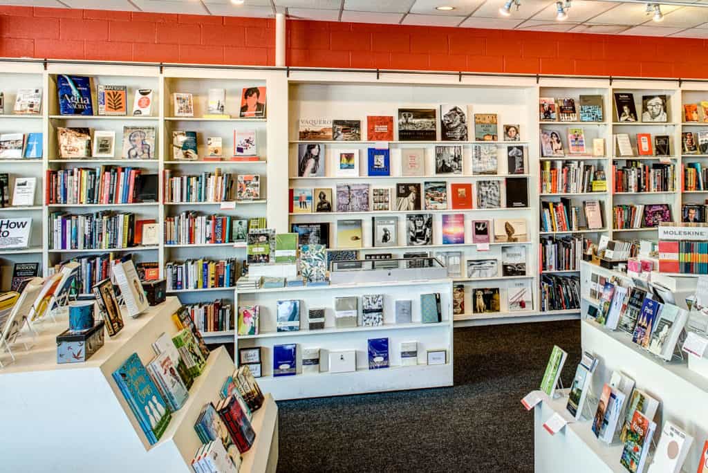 Brazos Bookstore Brazos-Bookstore-009.tif Houston Commercial Photographer Dee Zunker