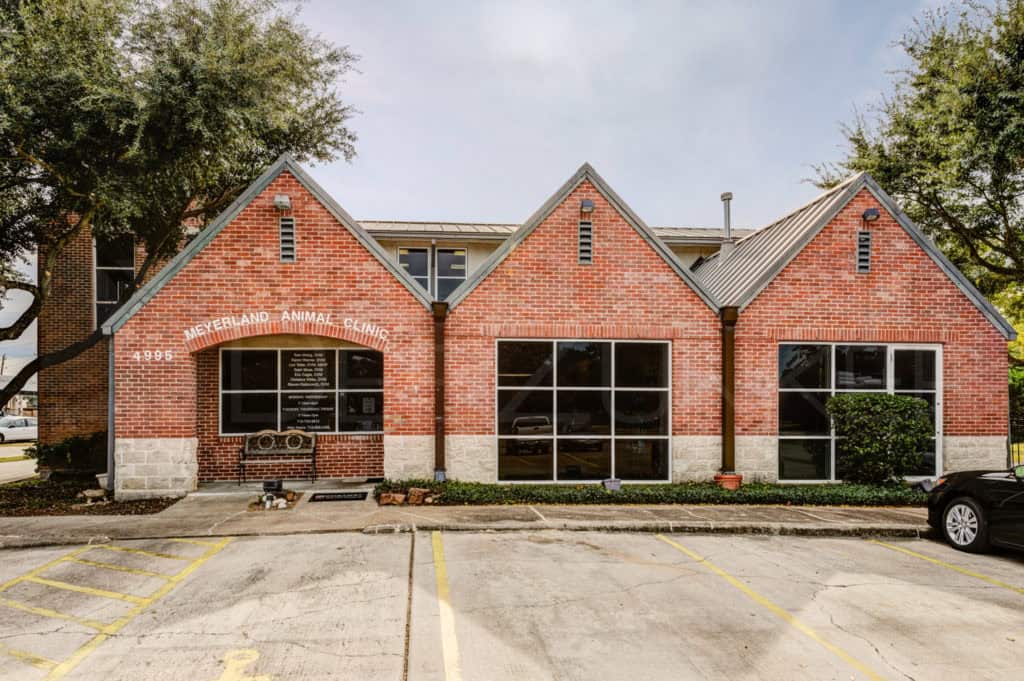 Meyerland Animal Clinic POI_MeyerlandAnimal_0001.psd Houston Commercial Architectural Photographer Dee Zunker