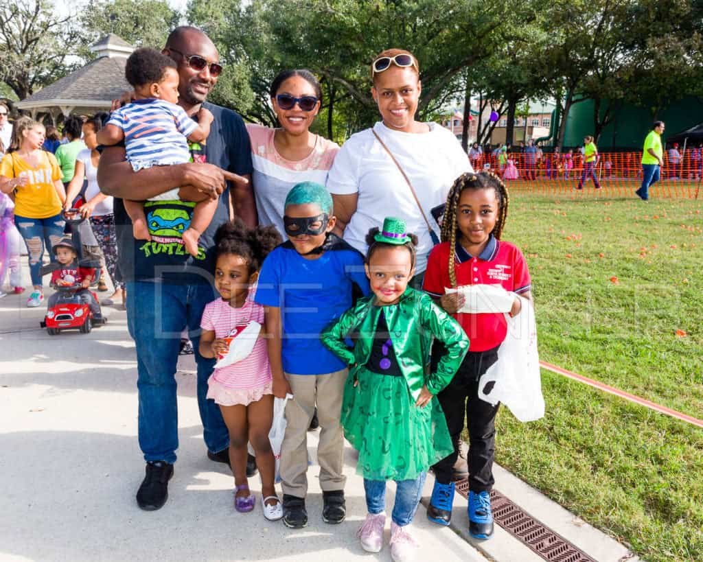 1799-CItyBellaire-PumpkinHunt-2019-014.NEF  Houston Commercial Architectural Photographer Dee Zunker