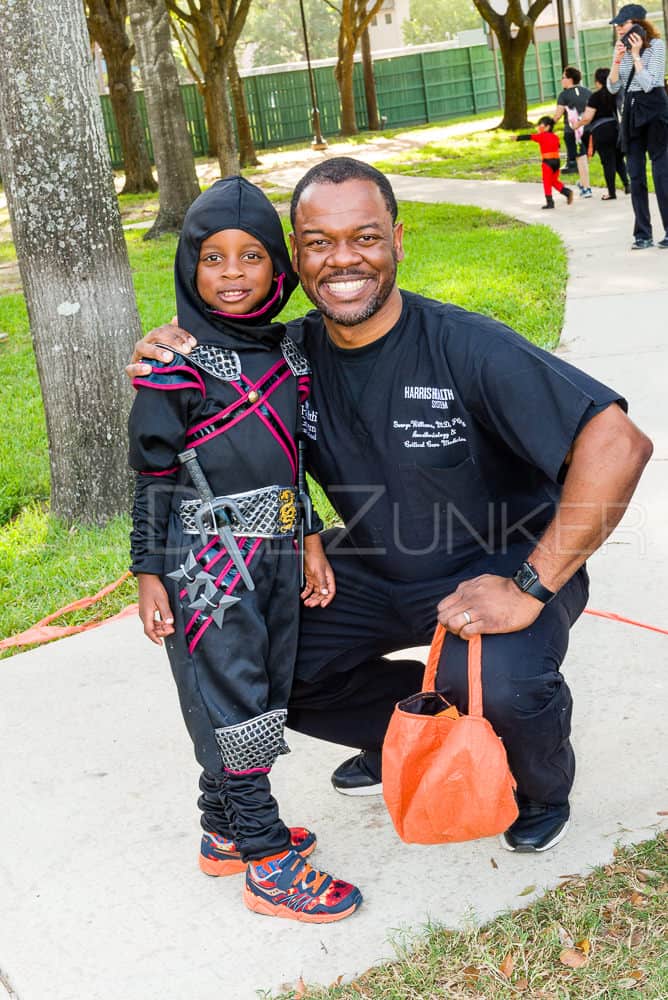 1799-CItyBellaire-PumpkinHunt-2019-110.NEF  Houston Commercial Architectural Photographer Dee Zunker