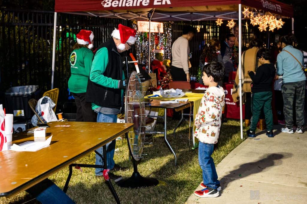 3392-Bellaire-HolidayPark2022-165.NEF  Houston Commercial Architectural Photographer Dee Zunker