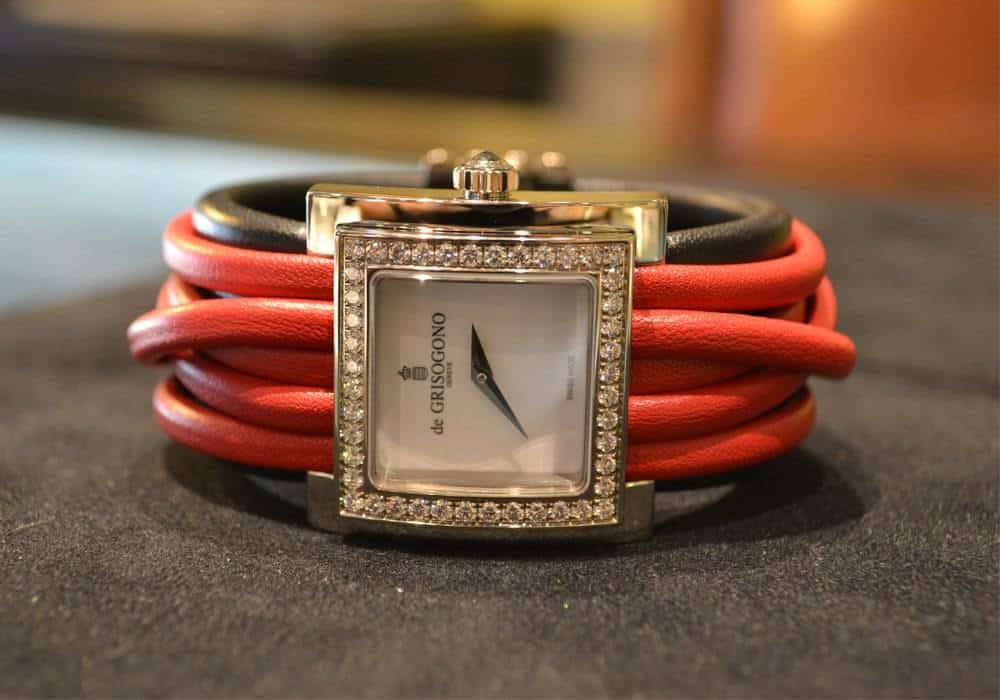 A model from the Allegra Collection