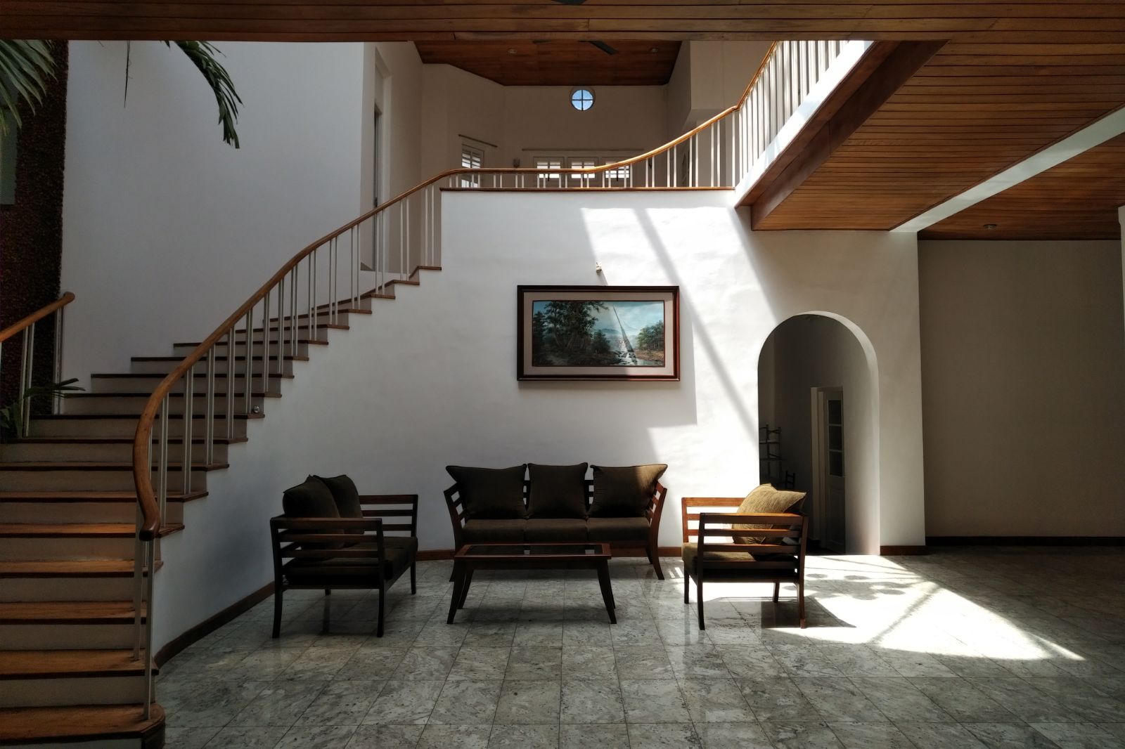 office-lobby-chairs