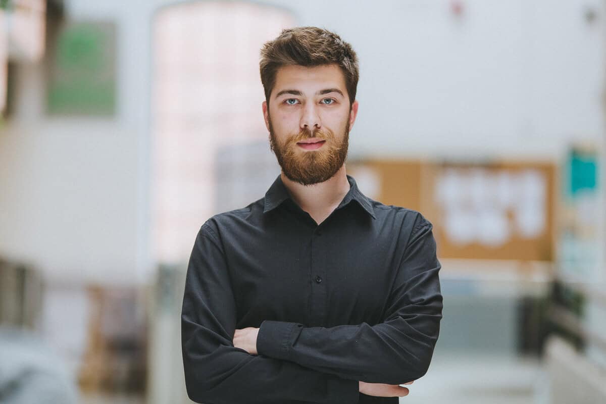 Maciek-Kubiak-PhotoAiD