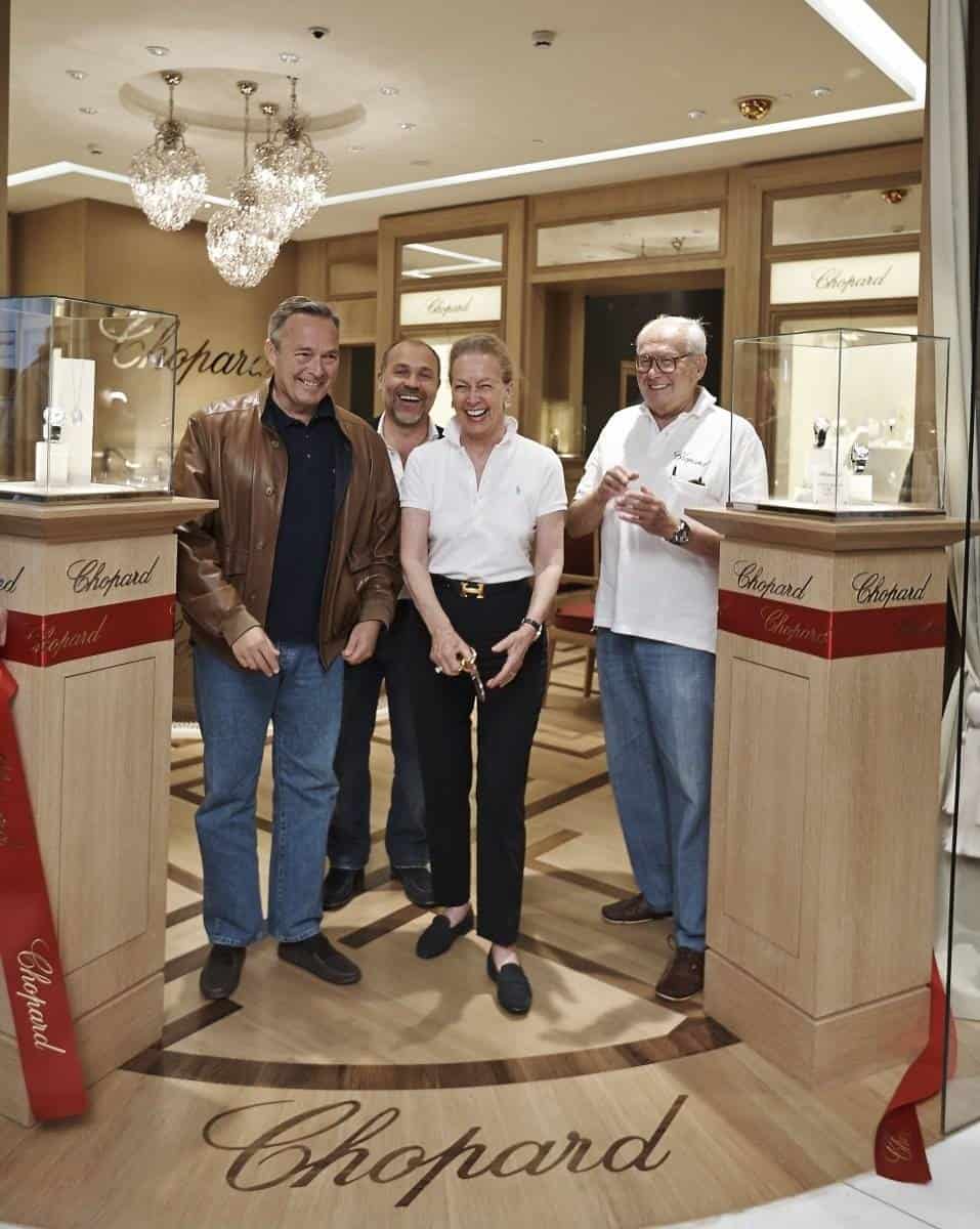 Ribbon-Cutting