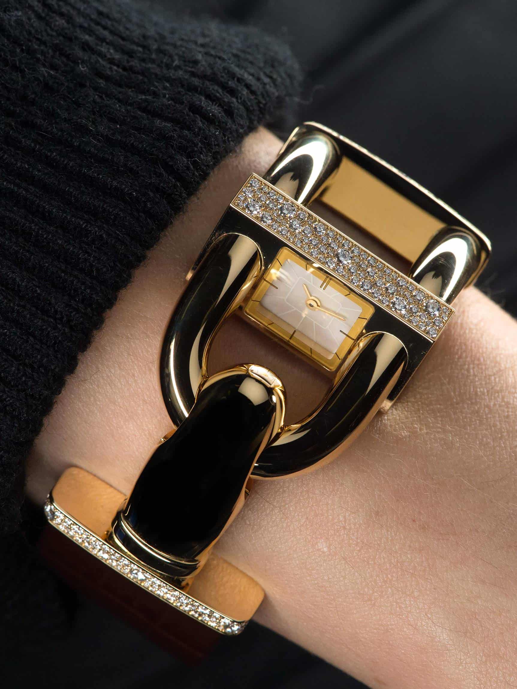 Van Cleef & Arpels Cadenas Ladies Watch 2015 Wrist