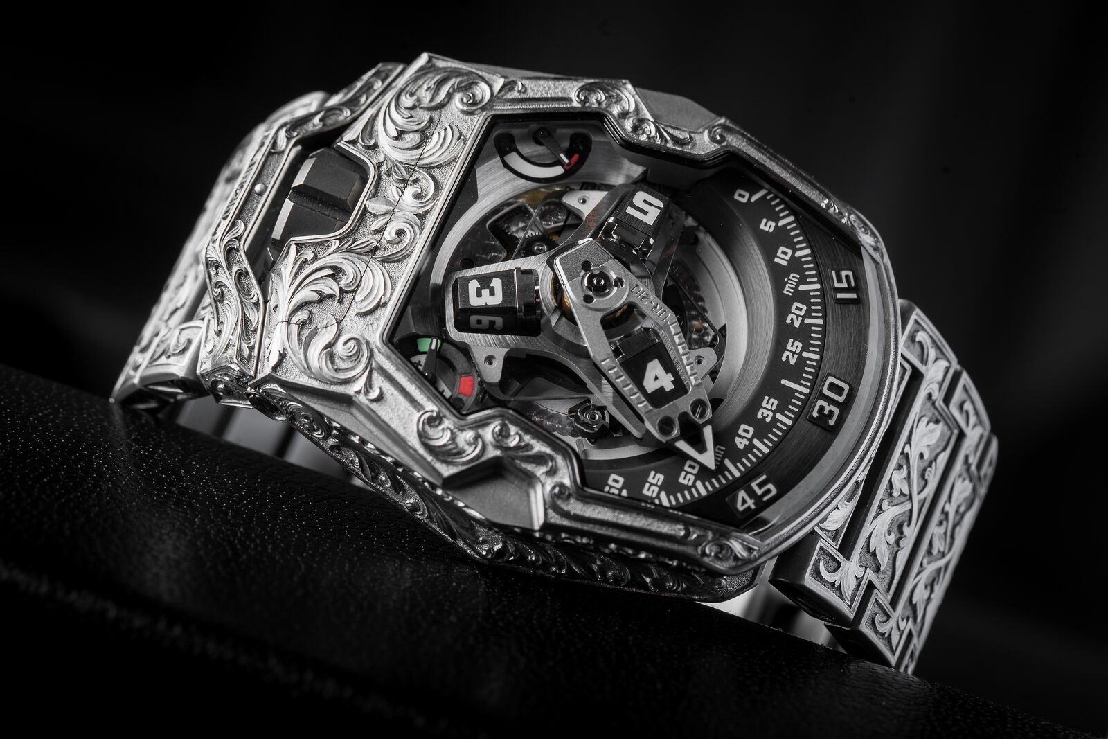 Urwerk UR-210 Amadeus
