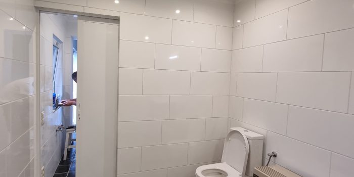 min