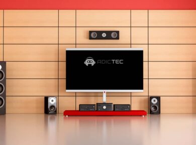 Sistema de cine en casa con altavoces y televisor, representando tendencias de entretenimiento digital.