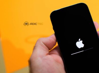 iPhone mostrando pantalla de reinicio con logo de Apple.