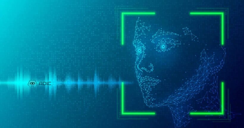 Rostro digital en wireframe con escaneo biométrico y ondas de audio, ilustrando riesgos de estafas clonación voz IA