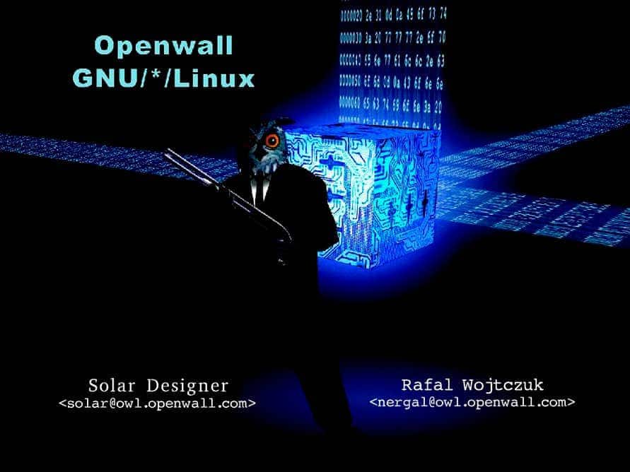 Imagen gráfica que representa a Openwall GNU/*/Linux, mostrando un búho antropomórfico con un traje, un cubo de circuitos y código binario en el fondo.