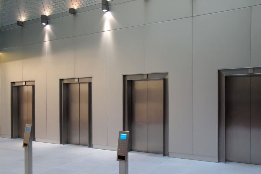 مشکلات رایج در نصب فتوسل آسانسور