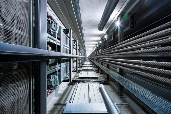 آسانسور گیرلس چیست