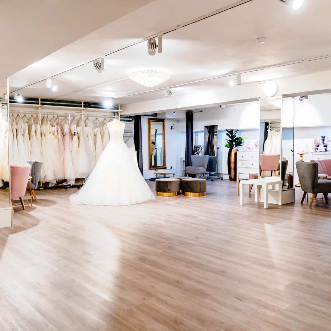 Hochzeitskleider Outlet aus Köln