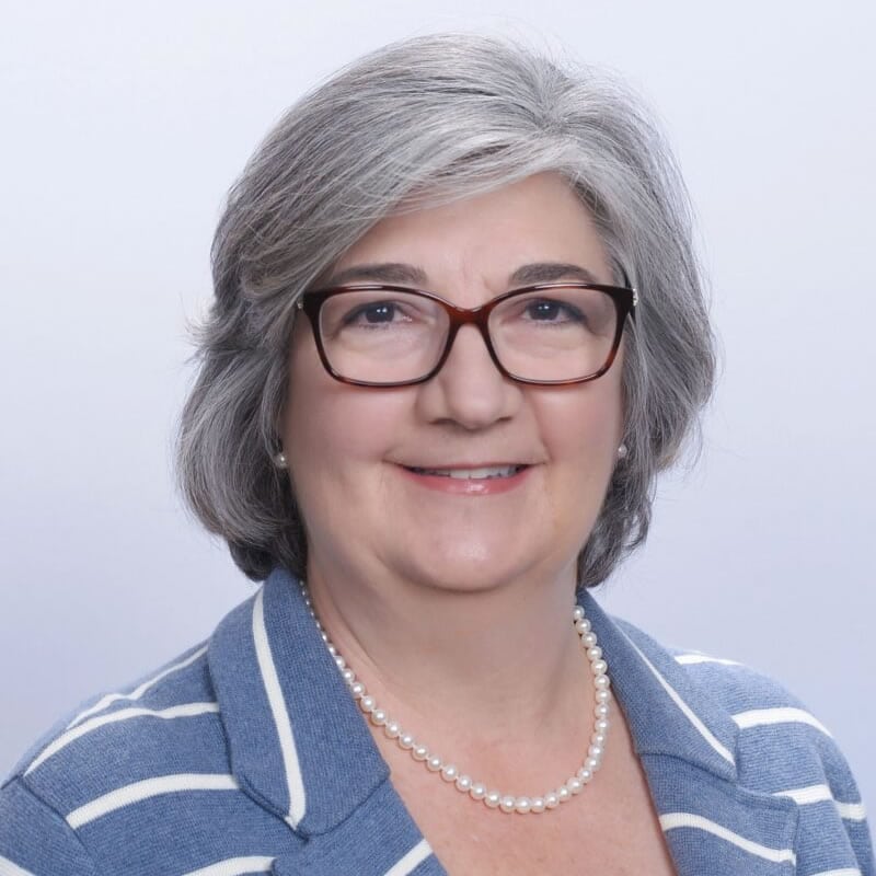 Angela Bellanca Klenk beach cities trust and estates lawyer blue and white blouse