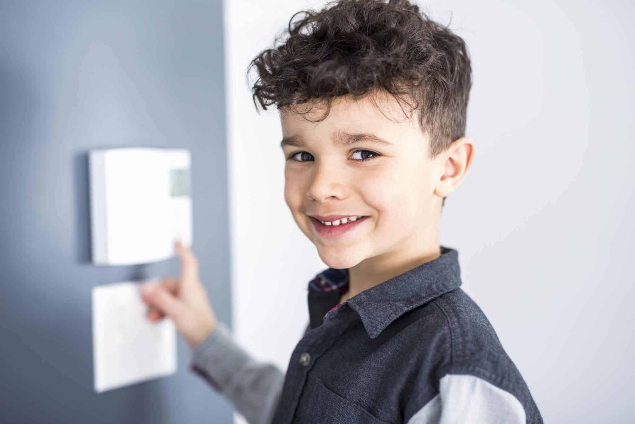 how to set thermostat in summer