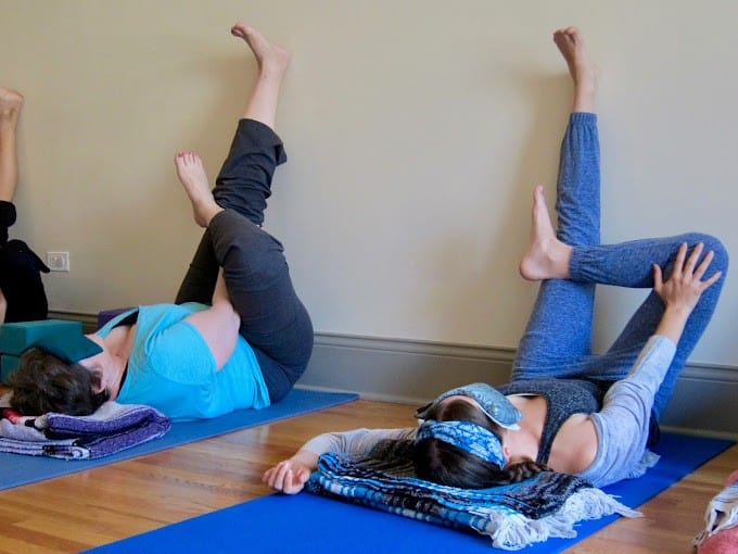 Episode 8: All about prenatal yoga