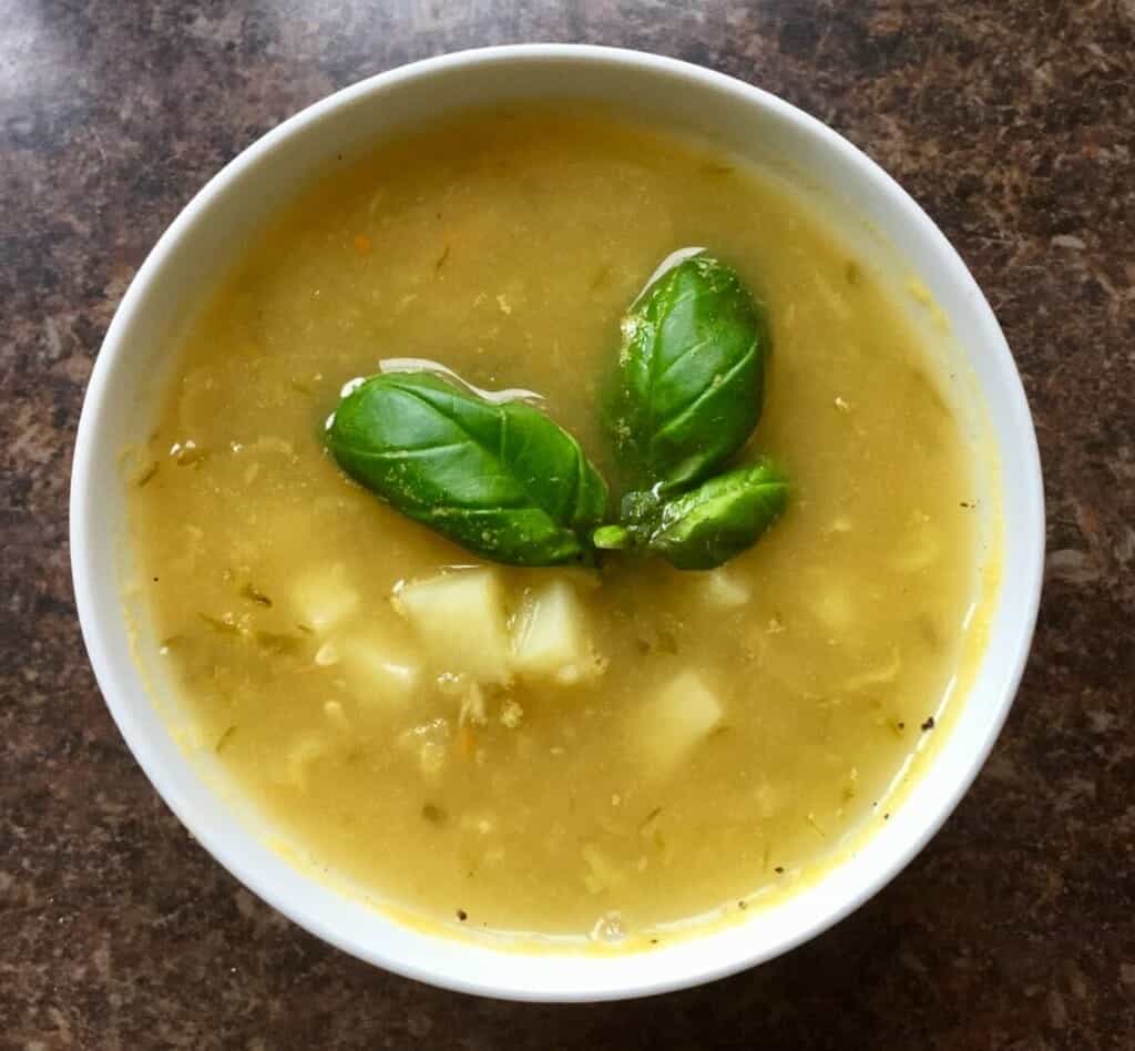 Zupa ogórkowa przepis