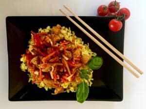 Kurczak po chińsku z warzywami