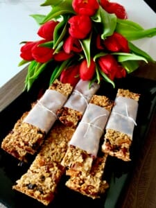 Zdrowe batoniki z bakaliami Ciasteczka owsiane z bakaliami