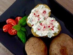 Pieczone ziemniaki z gzikiem