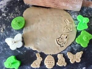 Wykrawamy wielkanocne ciastka 