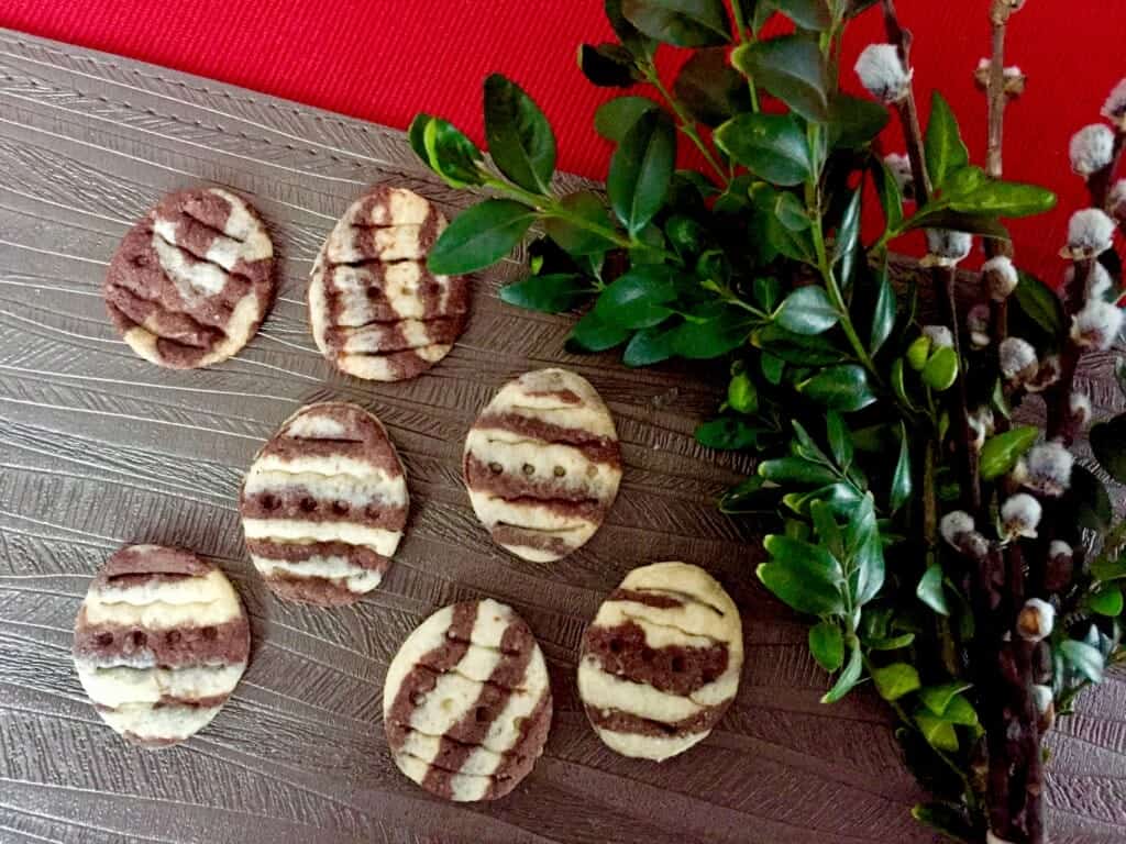 Dwukolorowe kruche i maślane ciastka