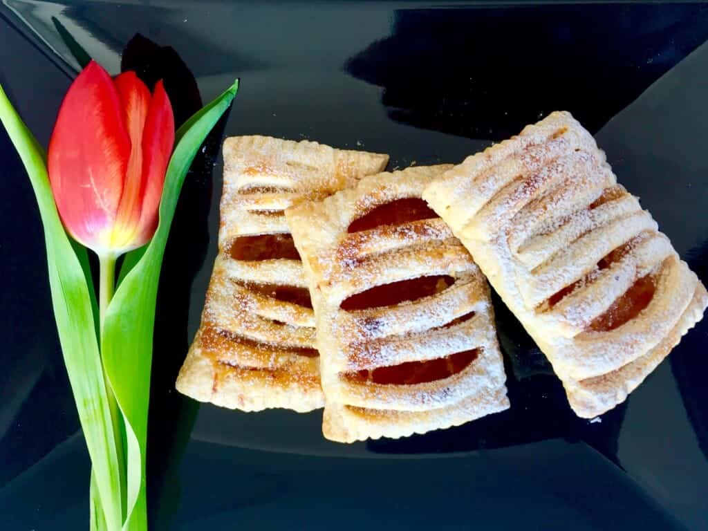 Ciastka francuskie z musem