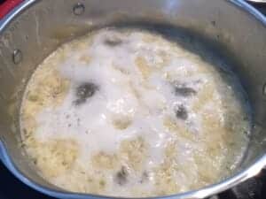 Kluski zemniaczane w garnku