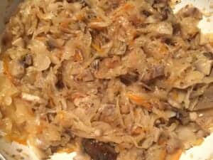 Smażona kapusta z grzybami