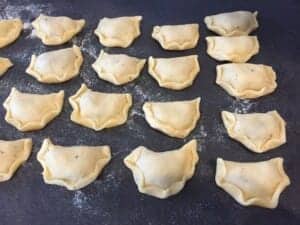Pieczone pierożki z grzybami