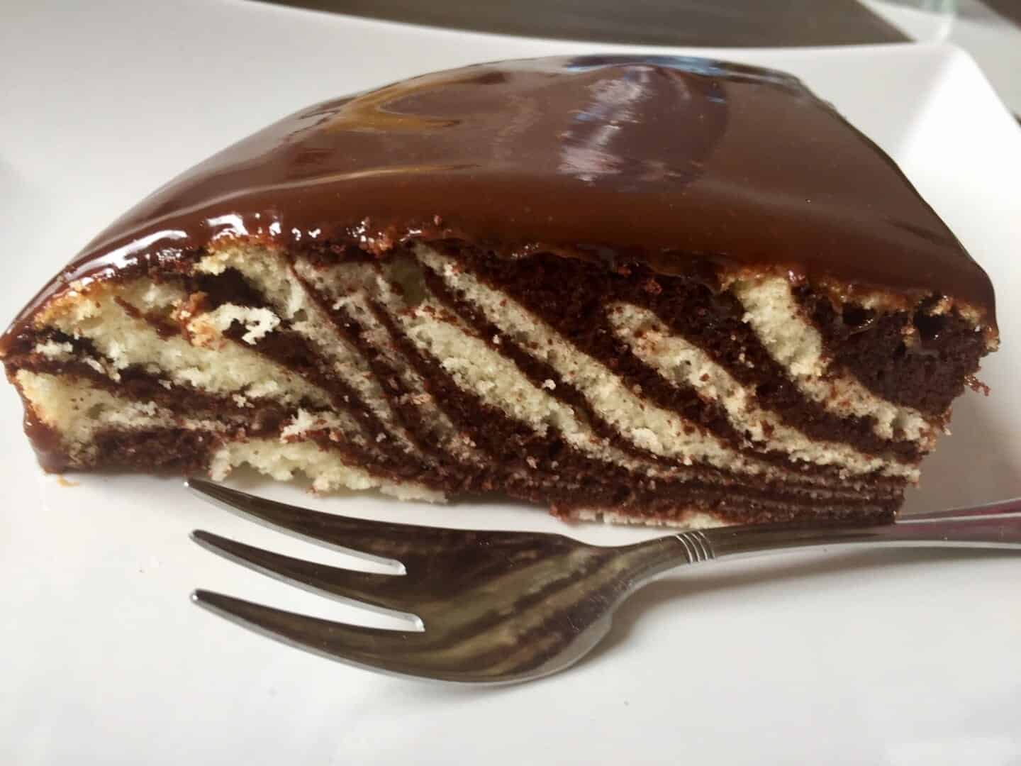 Dwukolorowe ciasto z białek